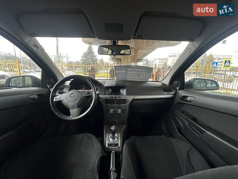 Универсал Opel Astra 2006 в Львове