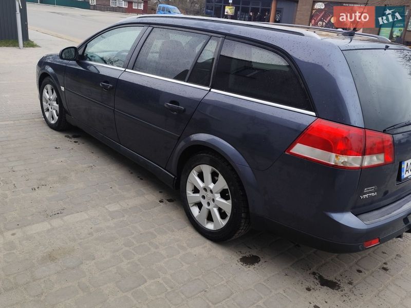 Универсал Opel Astra 2005 в Камне-Каширском