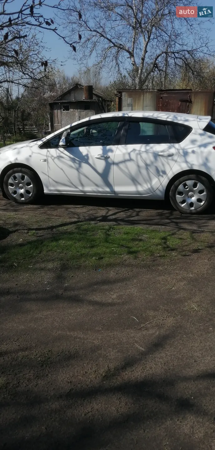 2010 Opel Astra - мініатюра 5