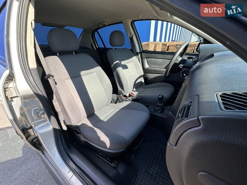 Седан Opel Astra 2008 в Рівному фото 12 Седан Opel Astra 2008 в Рівному