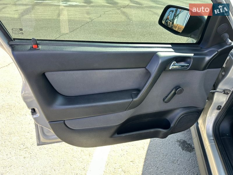 Седан Opel Astra 2008 в Рівному фото 19 Седан Opel Astra 2008 в Рівному