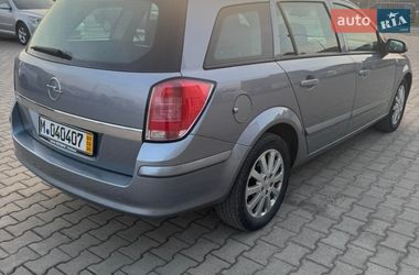 Универсал Opel Astra 2007 в Хусте