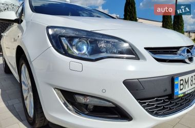 Універсал Opel Astra 2014 в Сумах