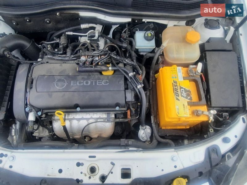 Хетчбек Opel Astra 2012 в Житомирі