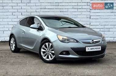 Хэтчбек Opel Astra 2013 в Киеве