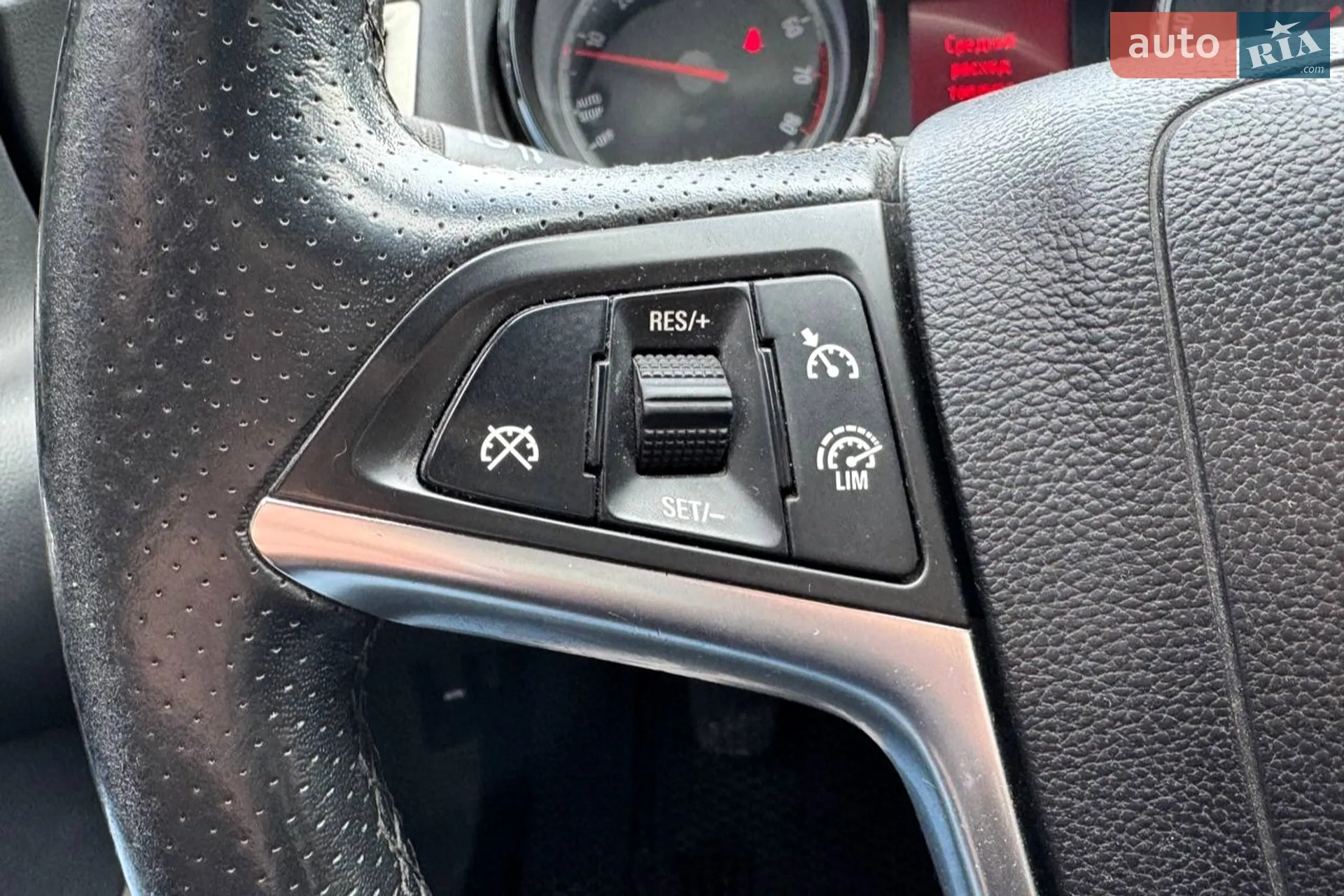2013 Opel Astra - мініатюра 17