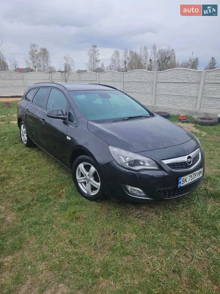 2011 Opel Astra - мініатюра 18