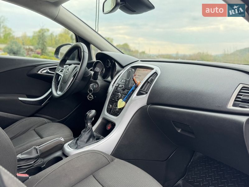 Універсал Opel Astra 2013 в Хусті фото 9 Універсал Opel Astra 2013 в Хусті