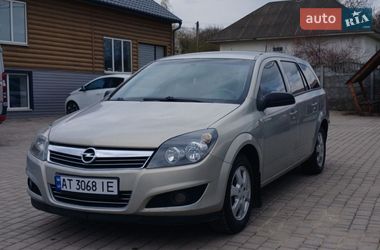 Хетчбек Opel Astra 2011 в Недобоївцях