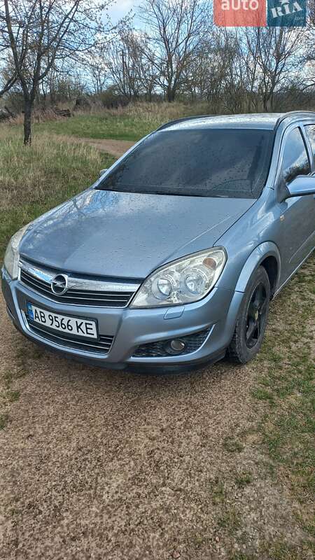 Універсал Opel Astra 2007 в Могилів-Подільському