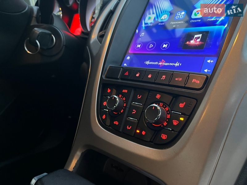 Хэтчбек Opel Astra 2012 в Киеве