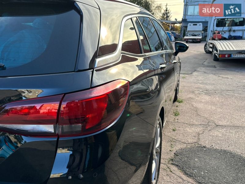 Универсал Opel Astra 2020 в Житомире