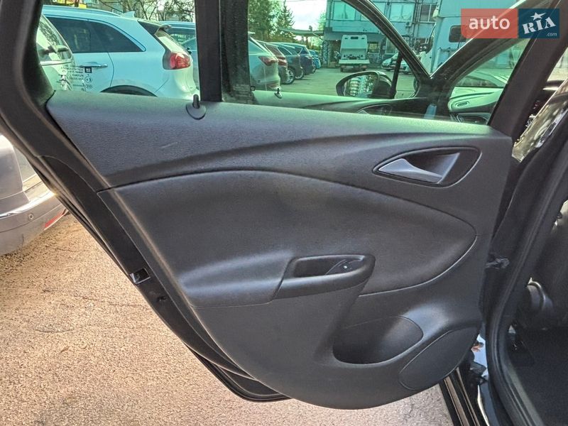 Универсал Opel Astra 2020 в Житомире