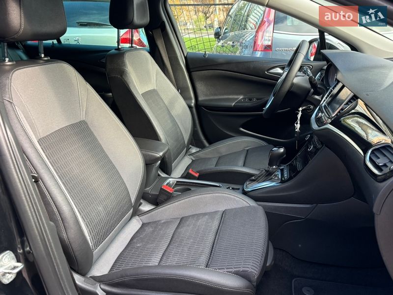 Универсал Opel Astra 2020 в Житомире