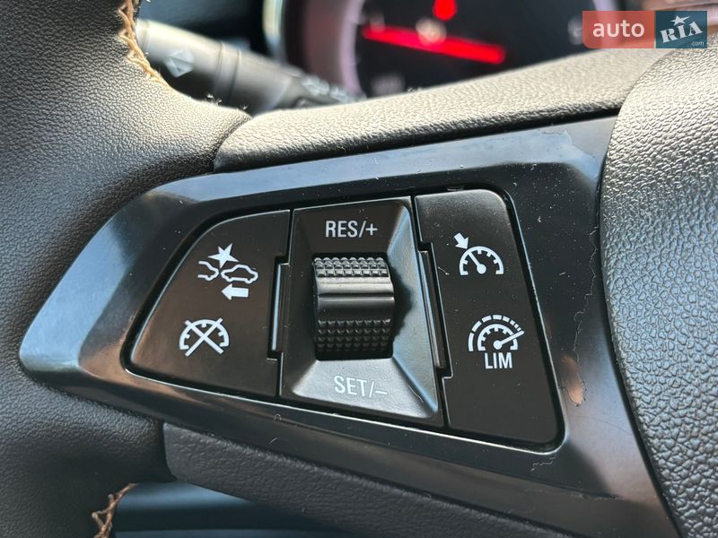 Универсал Opel Astra 2020 в Житомире