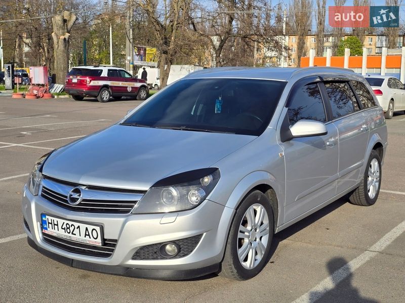 Универсал Opel Astra 2009 в Одессе