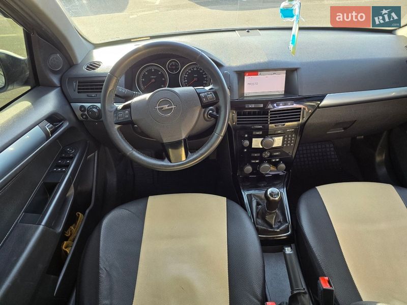 Универсал Opel Astra 2009 в Одессе