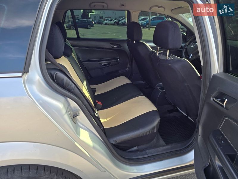 Универсал Opel Astra 2009 в Одессе