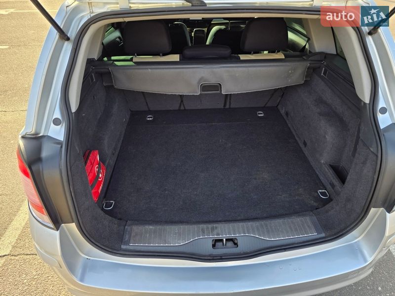 Универсал Opel Astra 2009 в Одессе