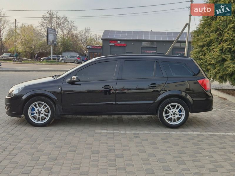 Универсал Opel Astra 2006 в Ивано-Франковске