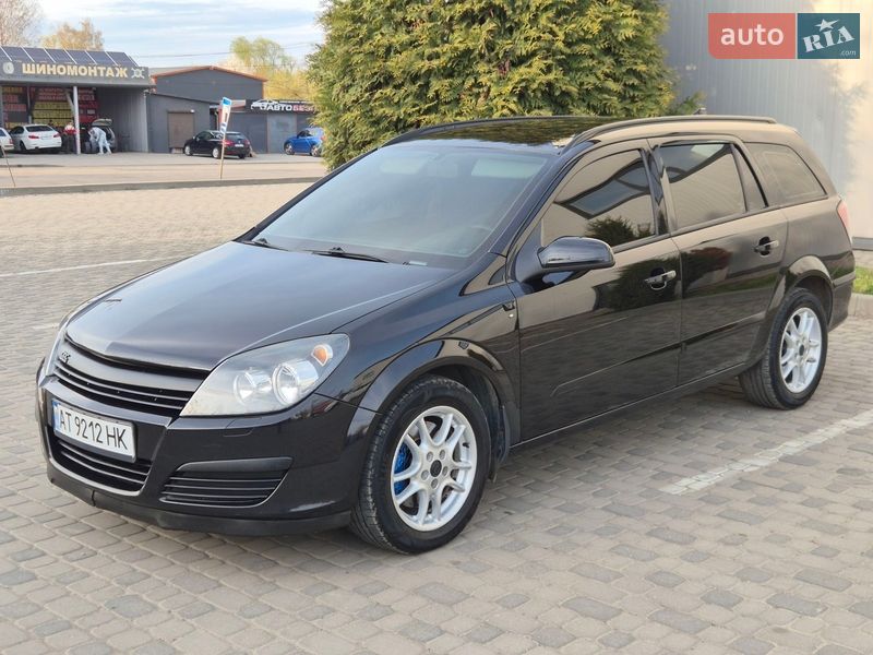 Универсал Opel Astra 2006 в Ивано-Франковске
