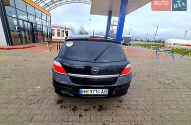 Хэтчбек Opel Astra 2005 в Болграде