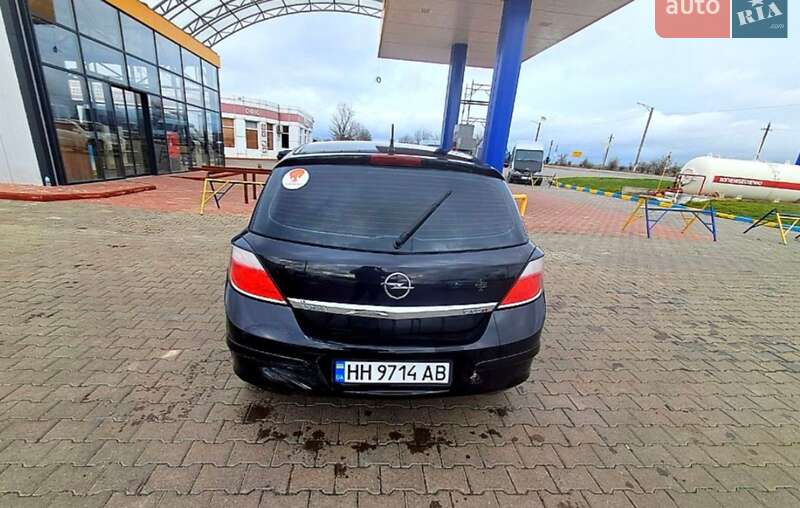 Хетчбек Opel Astra 2005 в Болграді