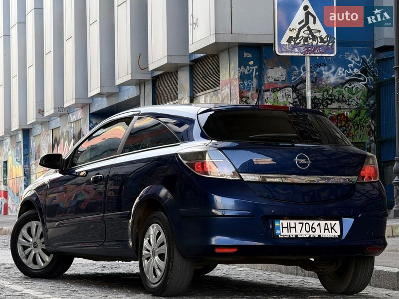 Купе Opel Astra 2008 в Одессе