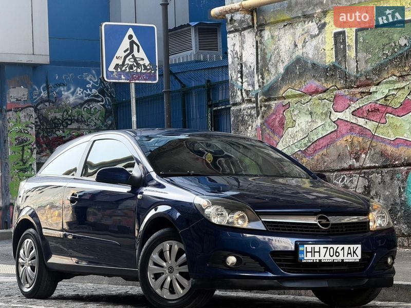 Купе Opel Astra 2008 в Одессе