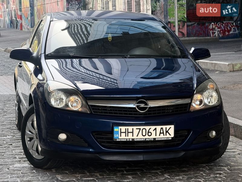 Купе Opel Astra 2008 в Одессе