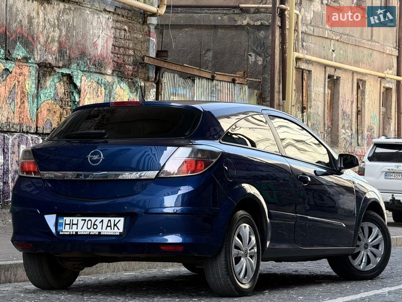 Купе Opel Astra 2008 в Одессе