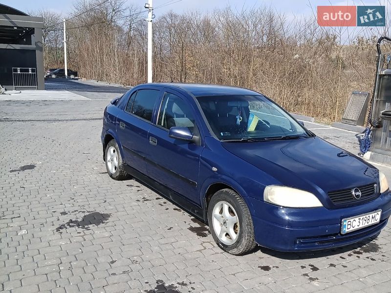 Opel Astra 2004