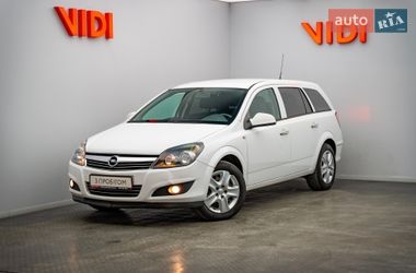 Универсал Opel Astra 2012 в Киеве