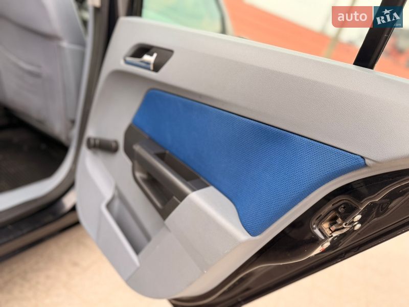 Хэтчбек Opel Astra 2004 в Дрогобыче