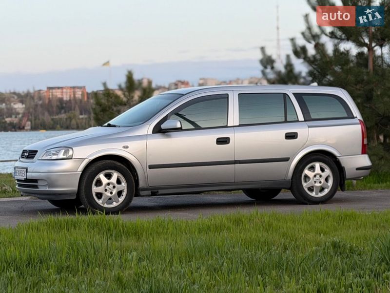 Opel Astra 2004