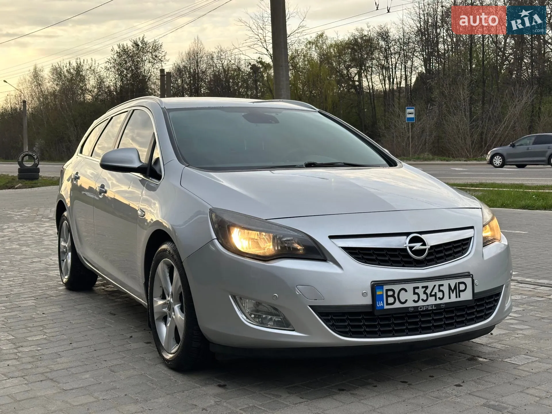 2012 Opel Astra - мініатюра 4