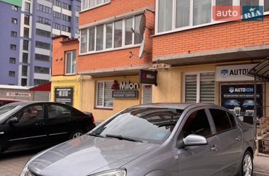 Седан Opel Astra 2009 в Тернополе
