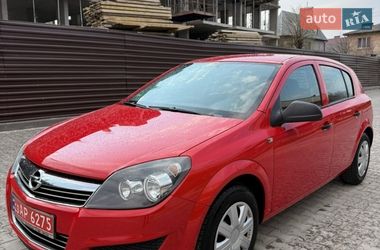 Хэтчбек Opel Astra 2009 в Черновцах
