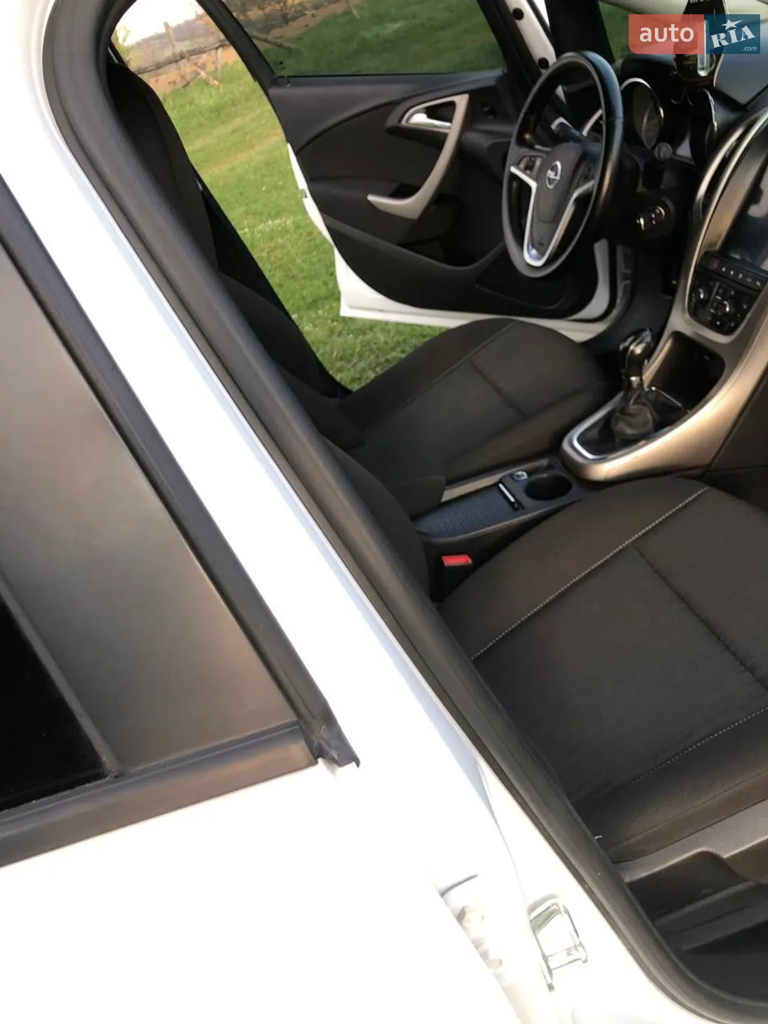 2011 Opel Astra - мініатюра 21