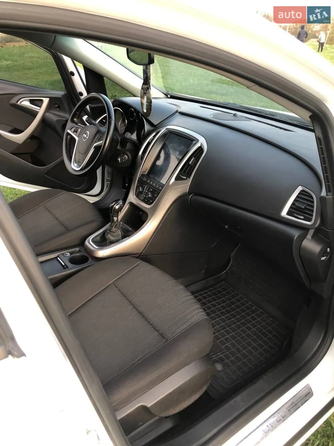 2011 Opel Astra - мініатюра 28