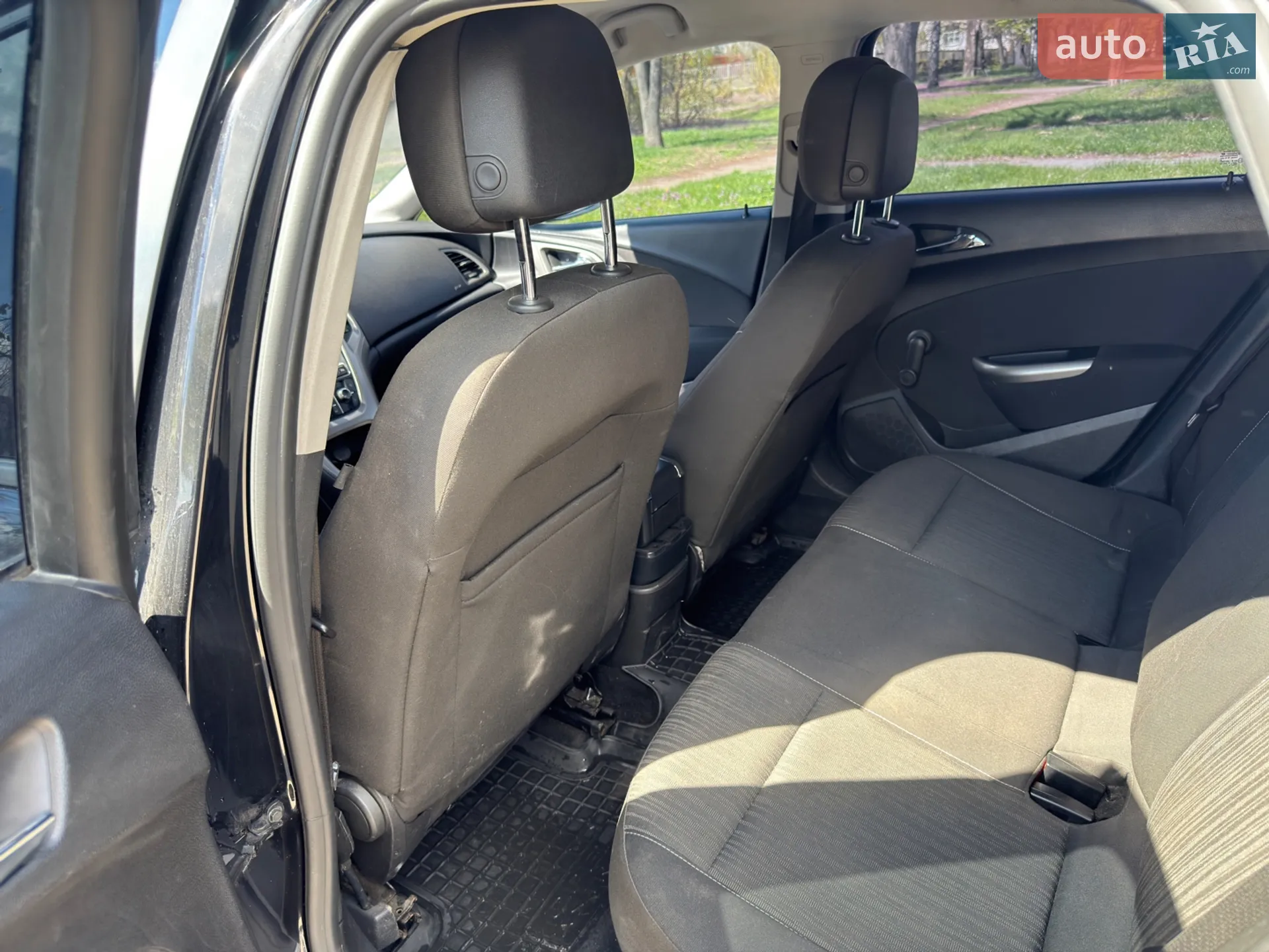 2011 Opel Astra - мініатюра 11