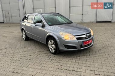 Универсал Opel Astra 2008 в Черновцах