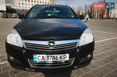 Універсал Opel Astra 2009 в Черкасах