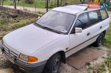 Універсал Opel Astra 1992 в Бориславі