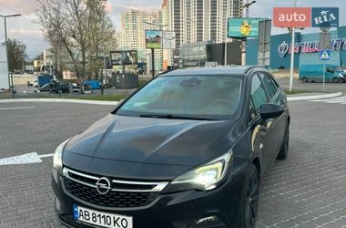 Универсал Opel Astra 2016 в Киеве