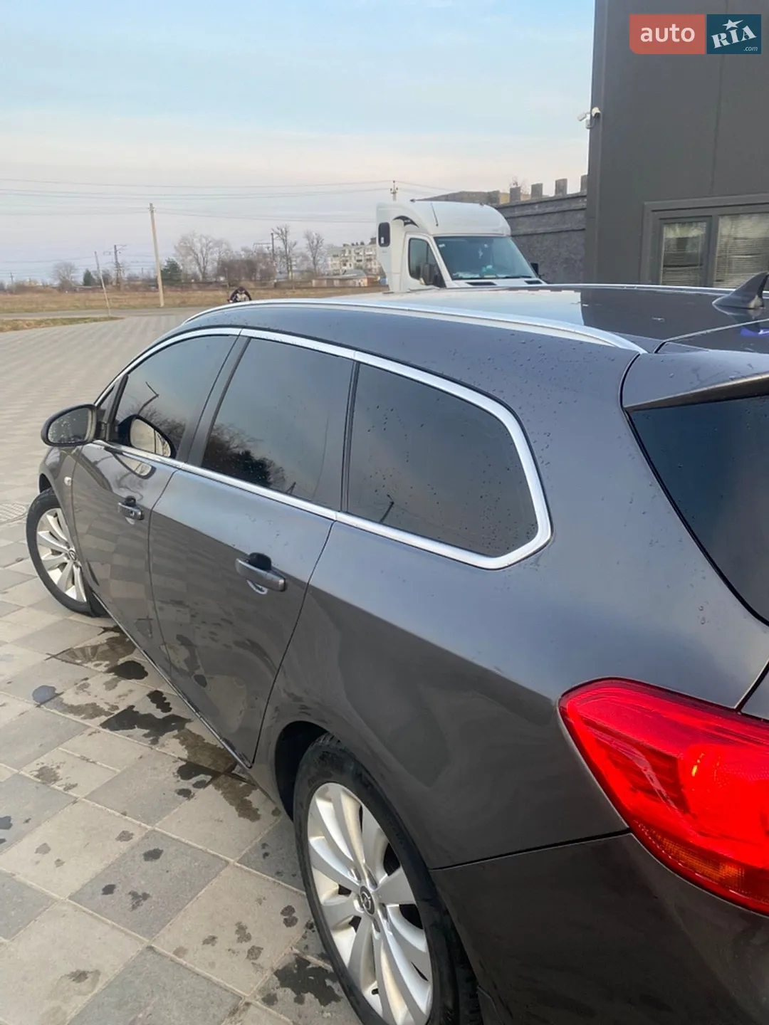 2011 Opel Astra - мініатюра 8
