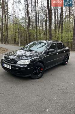 Седан Opel Astra 2008 в Украинке