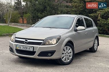 Хетчбек Opel Astra 2006 в Харкові