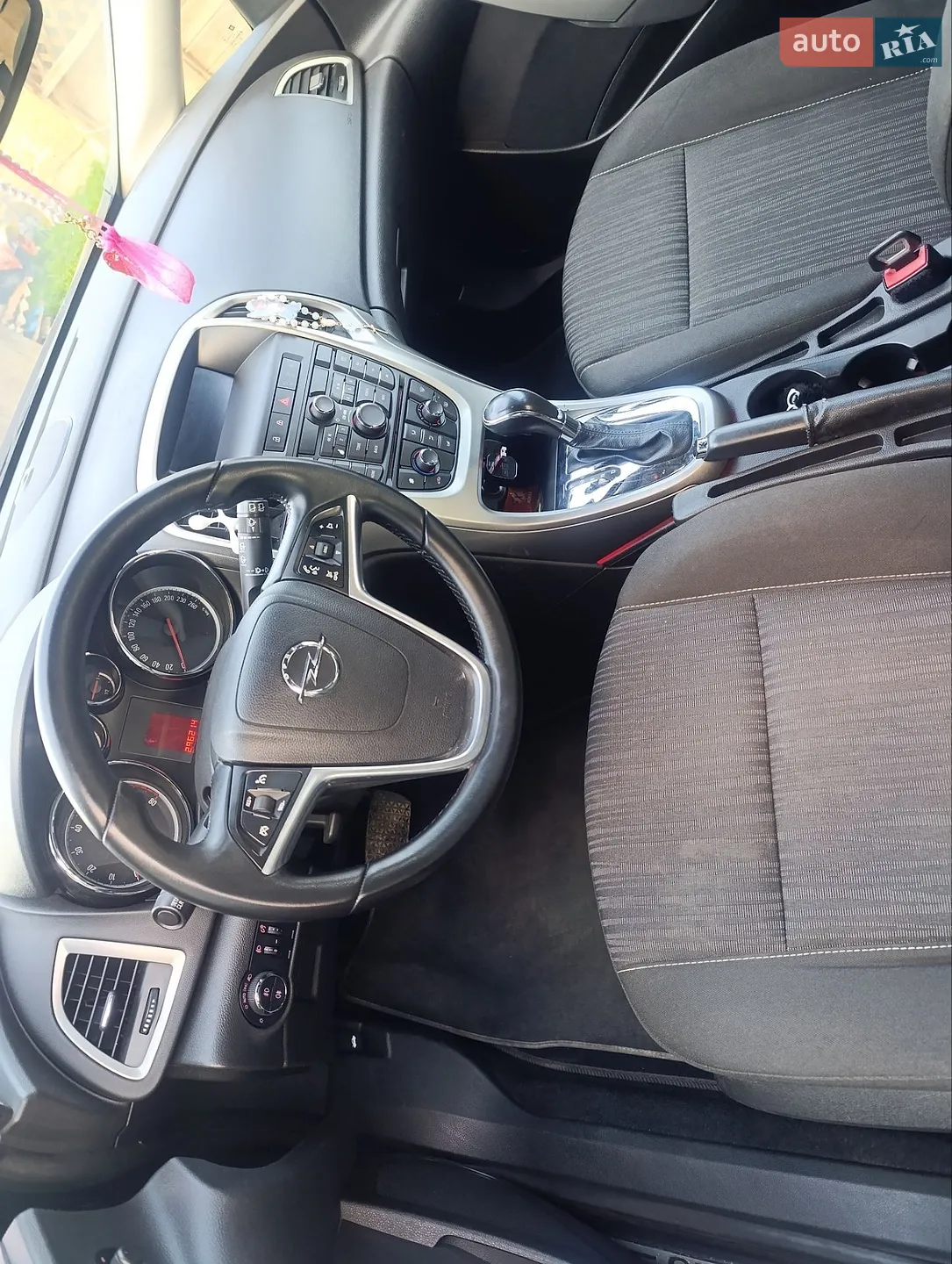 2010 Opel Astra - мініатюра 8