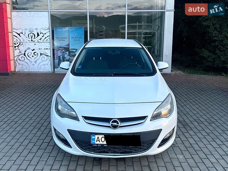 Opel Astra 2014